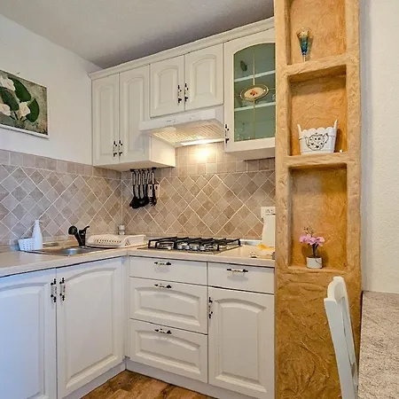 Cozy Studio Im Steinhaus Mit Pool, Klima, Wifi Apartman *
