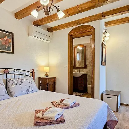 Cozy Studio Im Steinhaus Mit Pool, Klima, Wifi Filipac